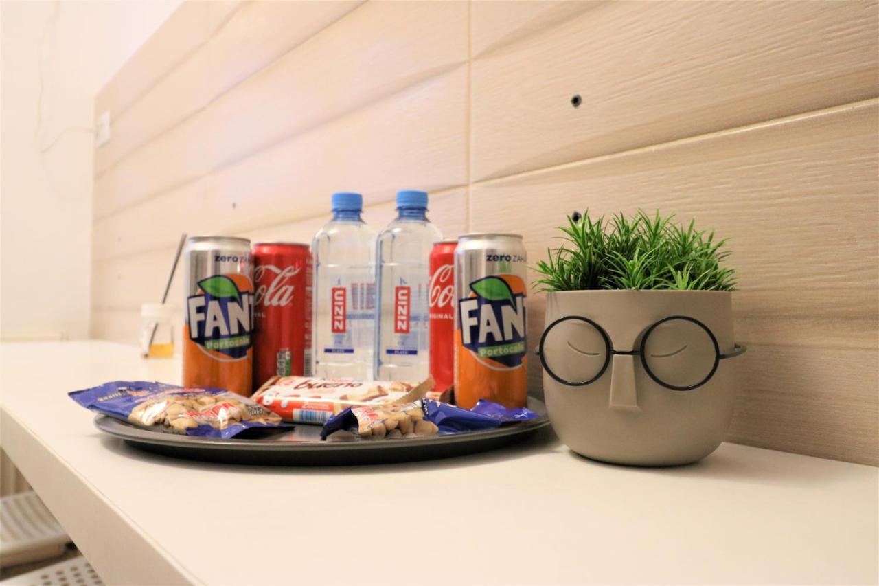 Cozy Old Town Apartment - Free Minibar Bucarest Exterior foto