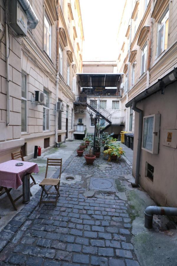 Cozy Old Town Apartment - Free Minibar Bucarest Exterior foto